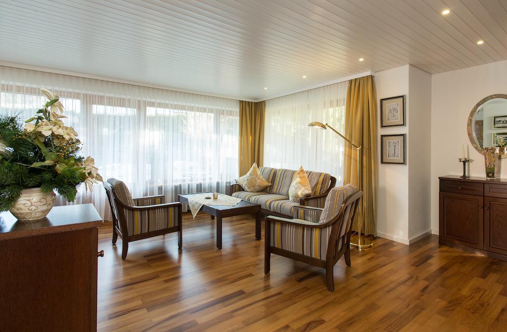 Ferienresort Am Mattenweg Hinterzarten Værelse billede